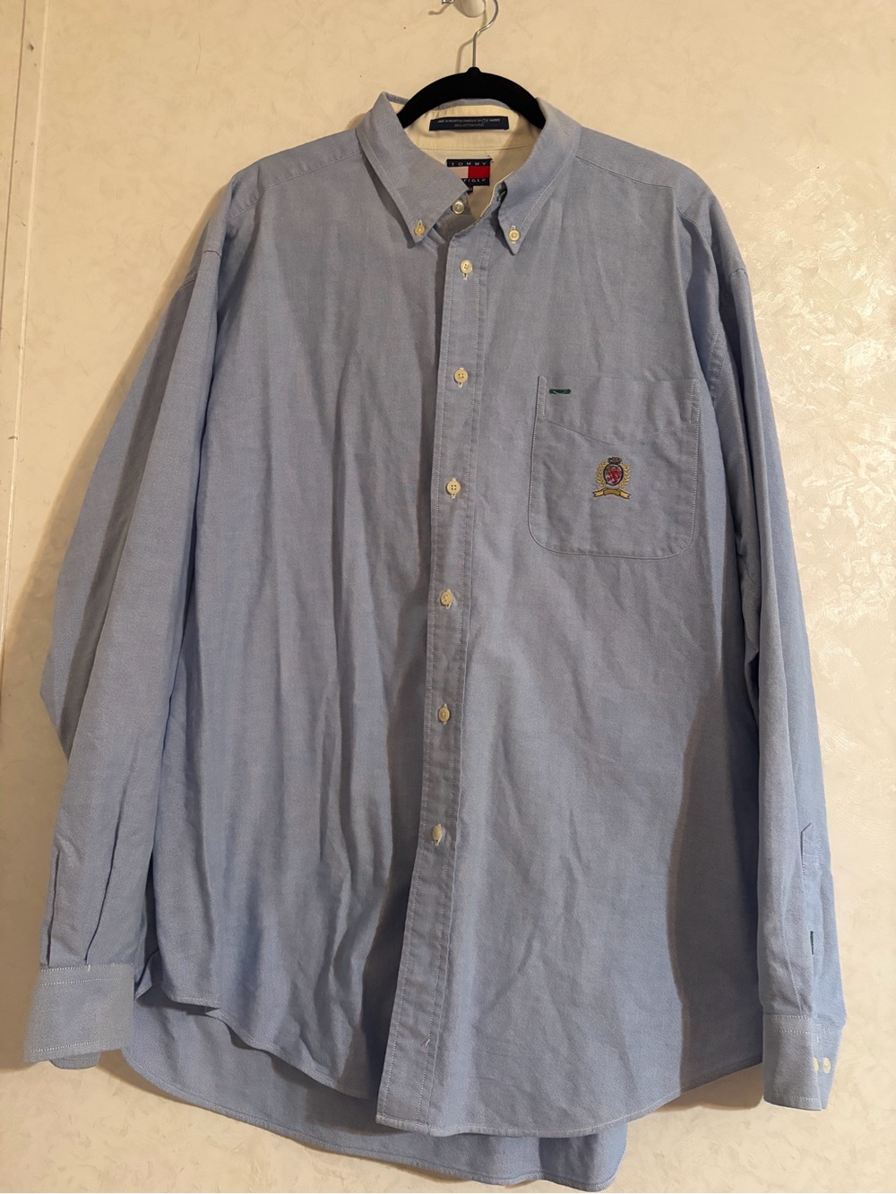 Tommy Hilfiger Light Blue Button-Down Oxford Shirt with Crest